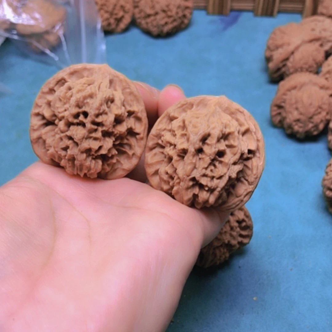 【闪购商品】摆件核桃42乾隆文有修