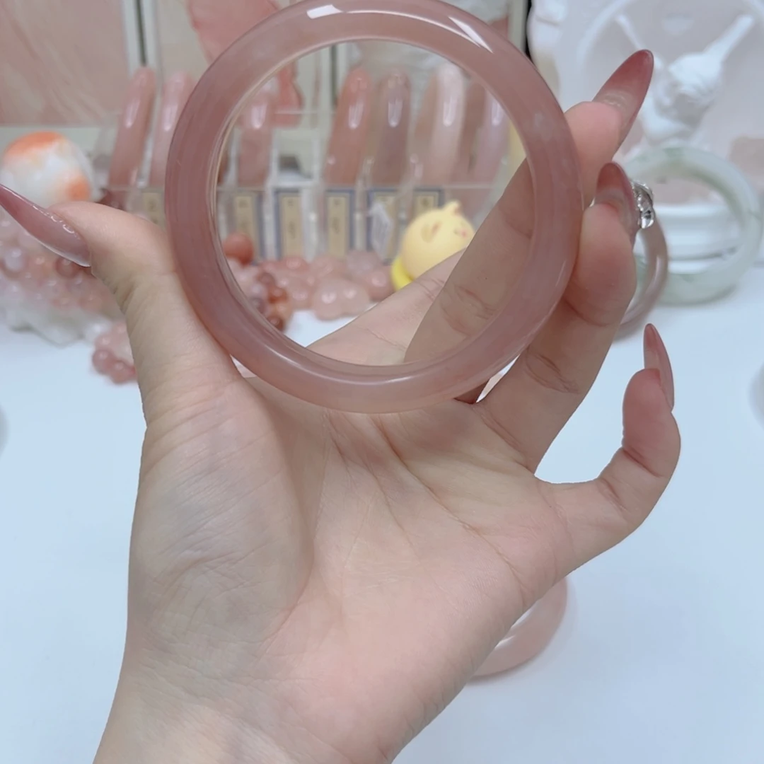 开***姐石英质玉未镶嵌手镯