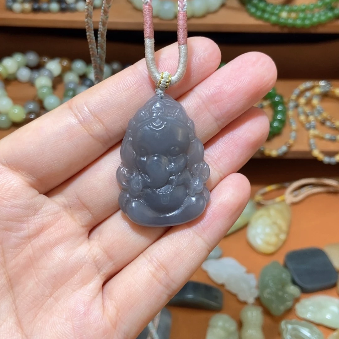 颈饰未镶嵌和田玉