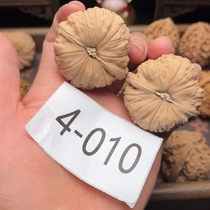 大***使文玩核桃把件43全品南瓜墩4010