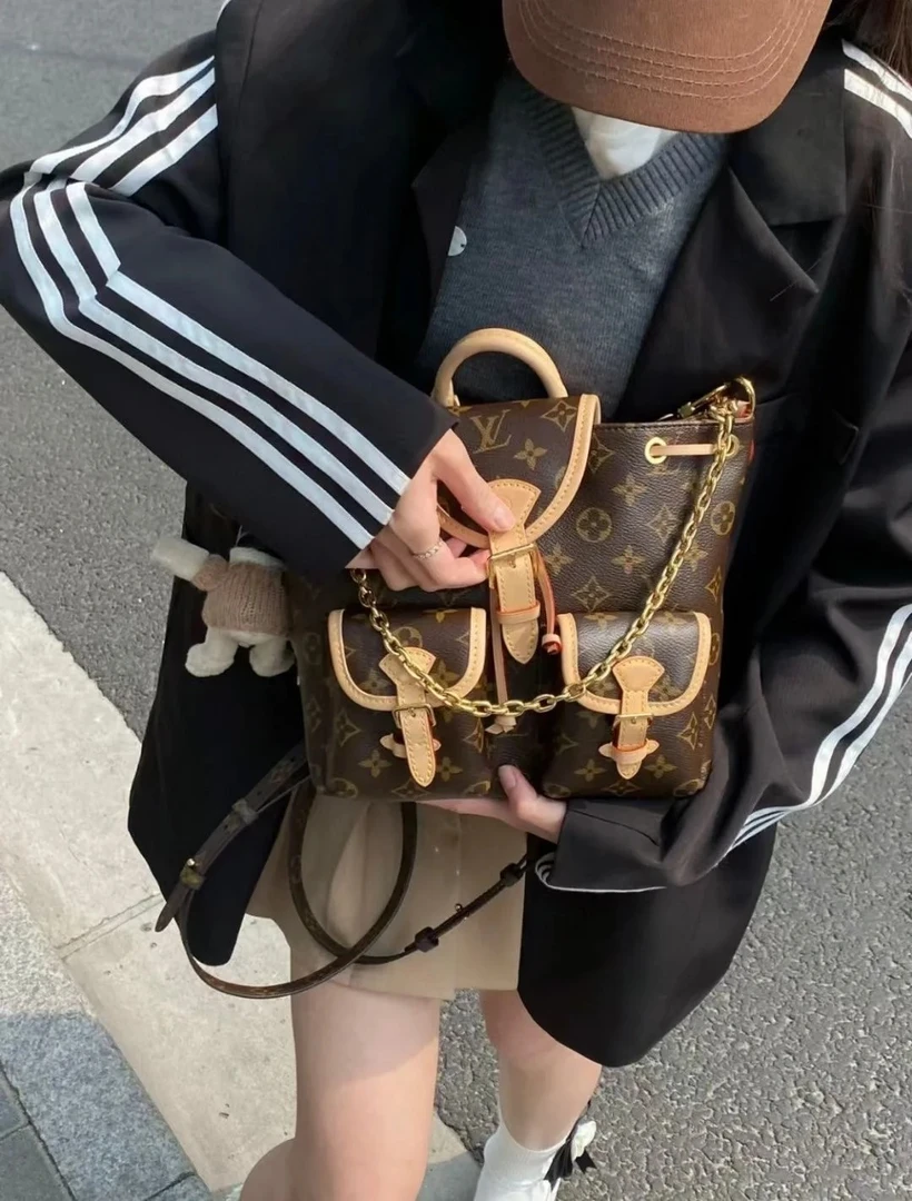 99新 LouisVuitton/路易威登 excursion双肩包老花/99新/严选