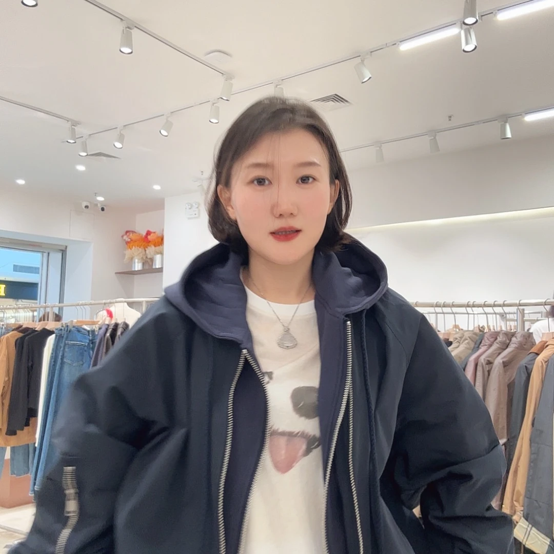 连帽棒球服哈哈哈