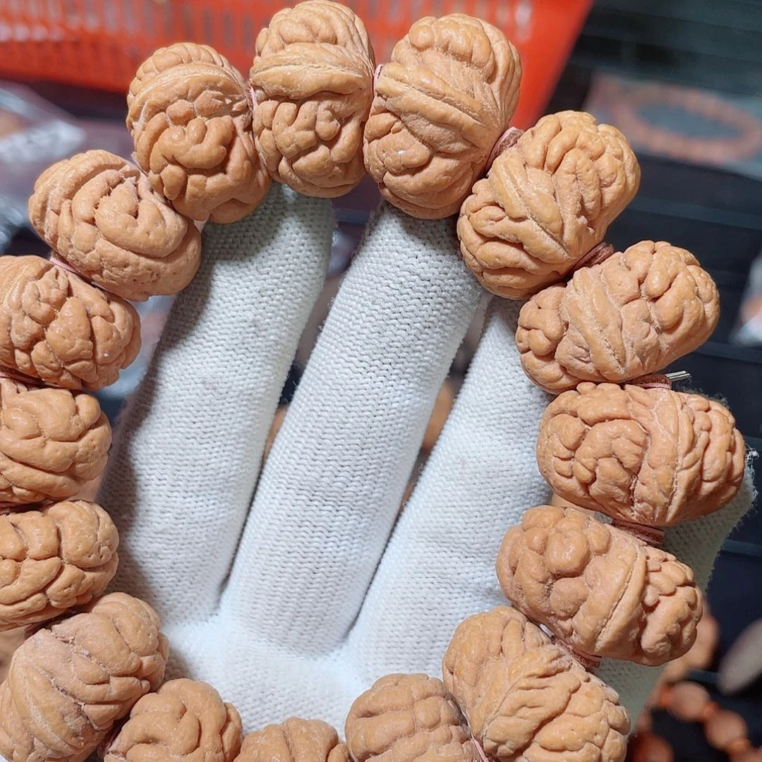 桃核手串马*矮桩霸王龙手串