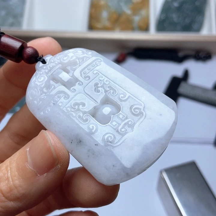 翡翠未镶嵌挂件翡翠