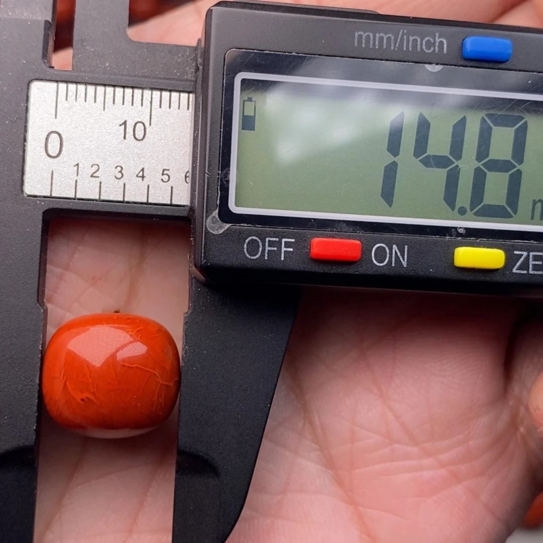 南红玛瑙配饰未镶嵌微瑕