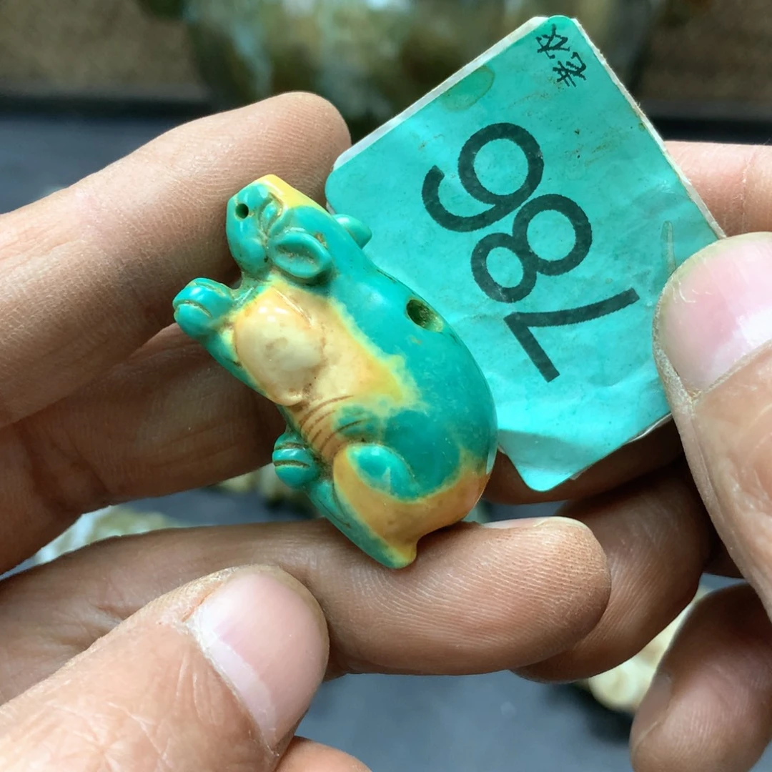 未镶嵌和田玉挂件