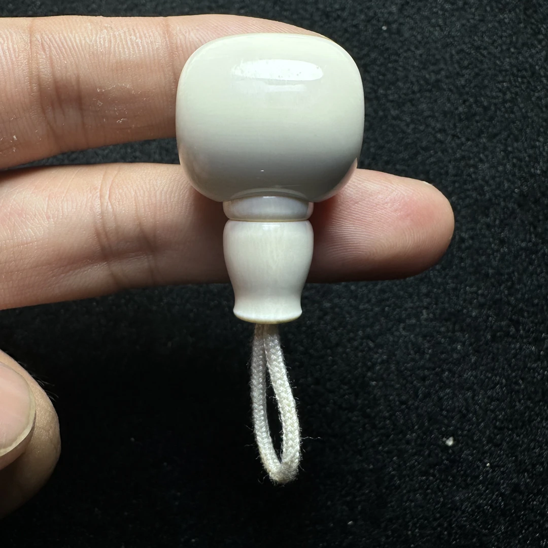 F105猛犸象牙对孔23*21.7*37冰料果冻料分体三通