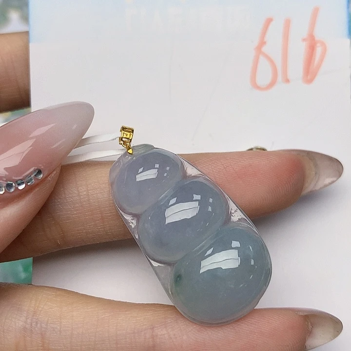 翡翠颈饰18K金镶嵌翡翠