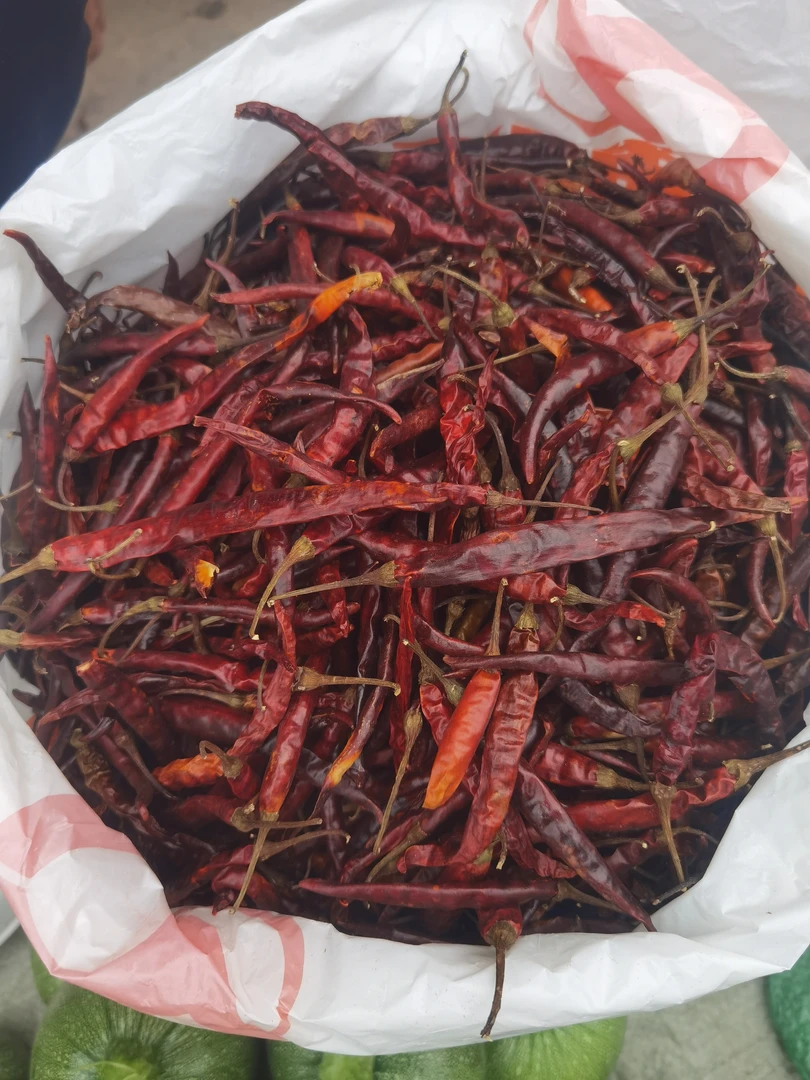 云南自然晒农家辣椒干