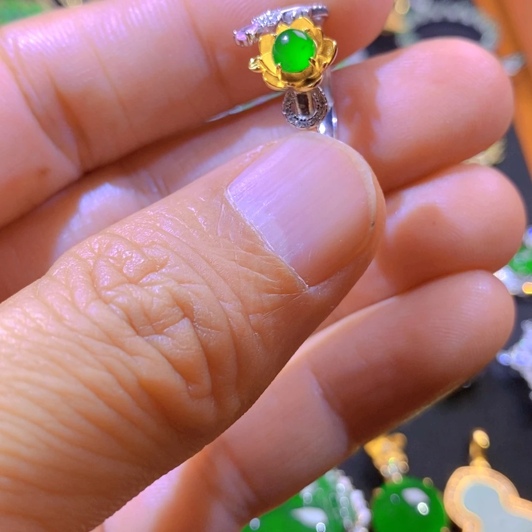 翡翠银S925镶嵌颈饰天然翡翠