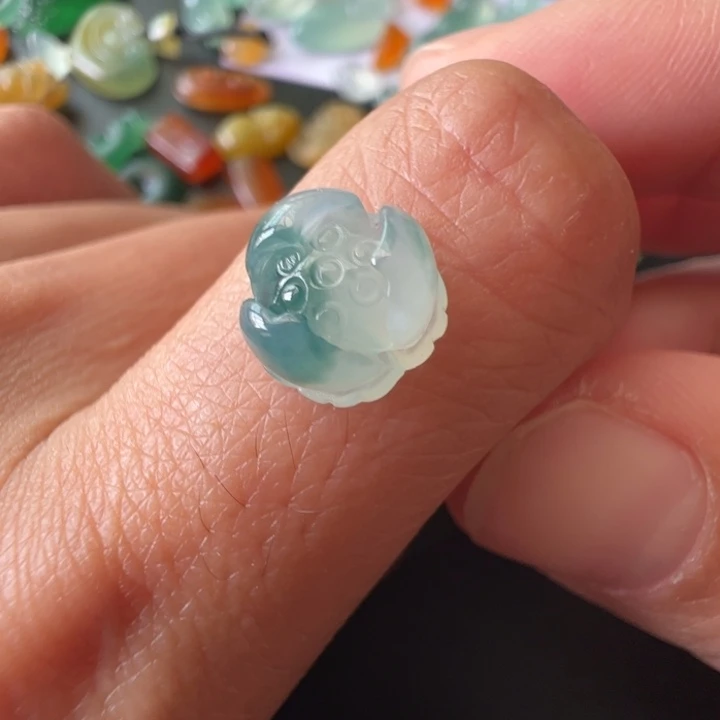 定制翡翠未镶嵌福利