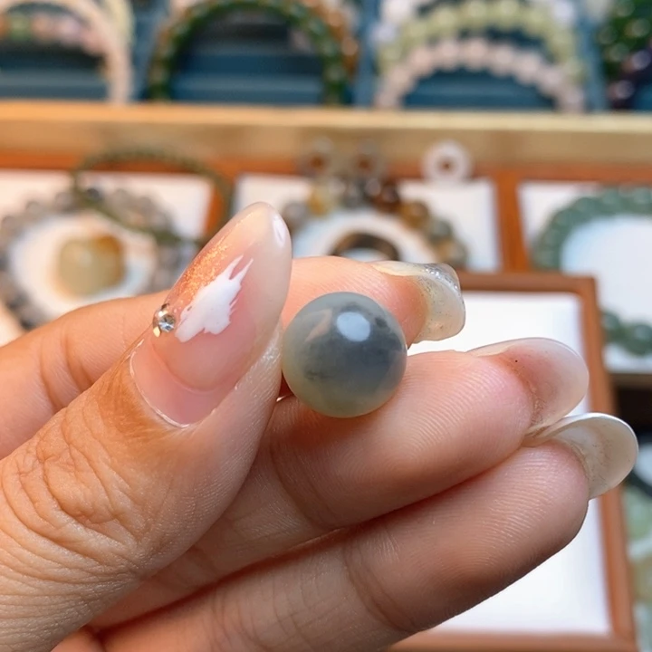 瀞***沁未镶嵌手链和田玉