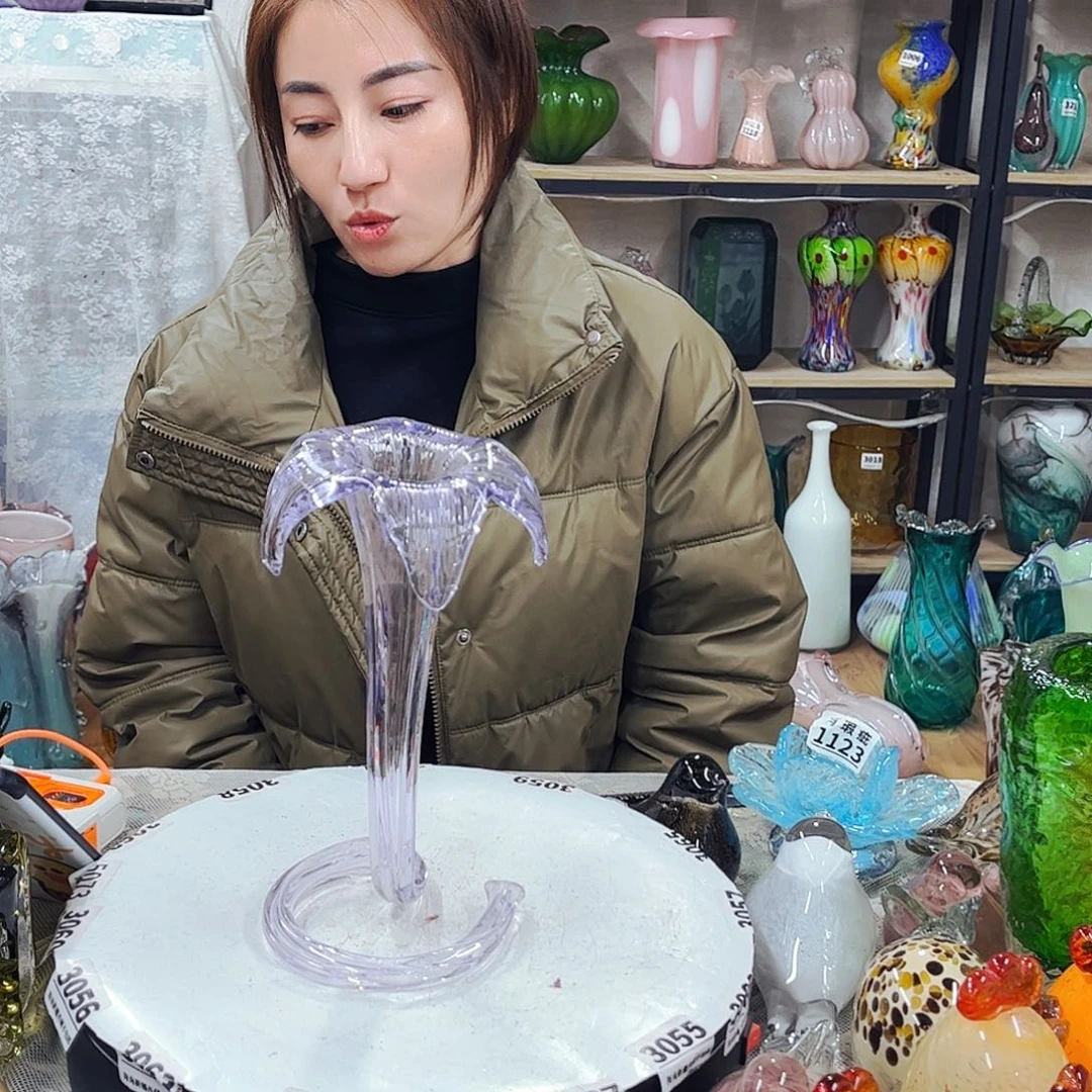 烛台花家悦琉璃工艺品不完美