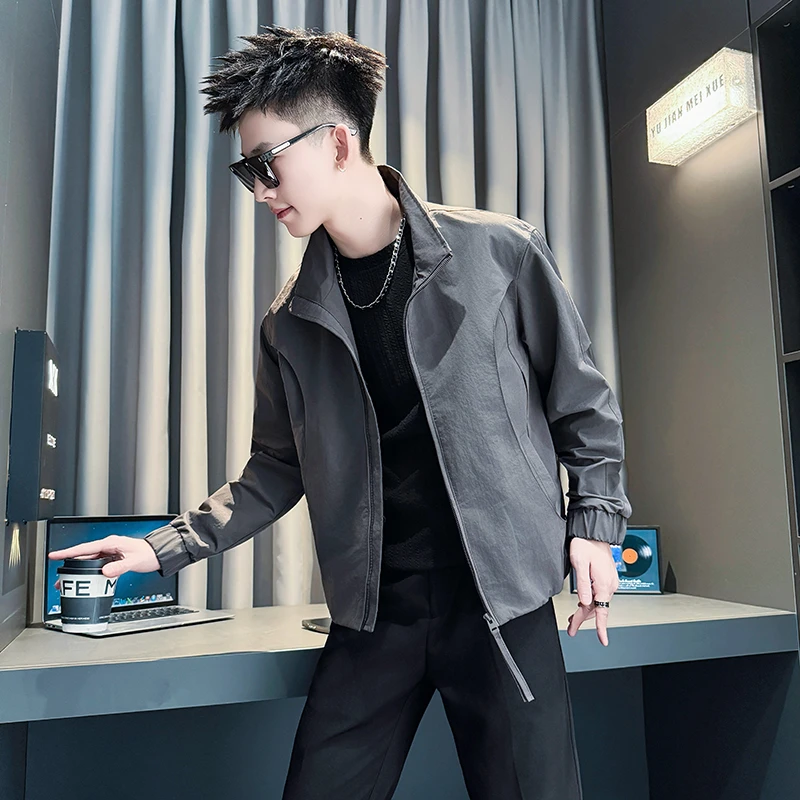 外套男款春秋季2025新款男生衣服高级感休闲简约立领短款修身夹克