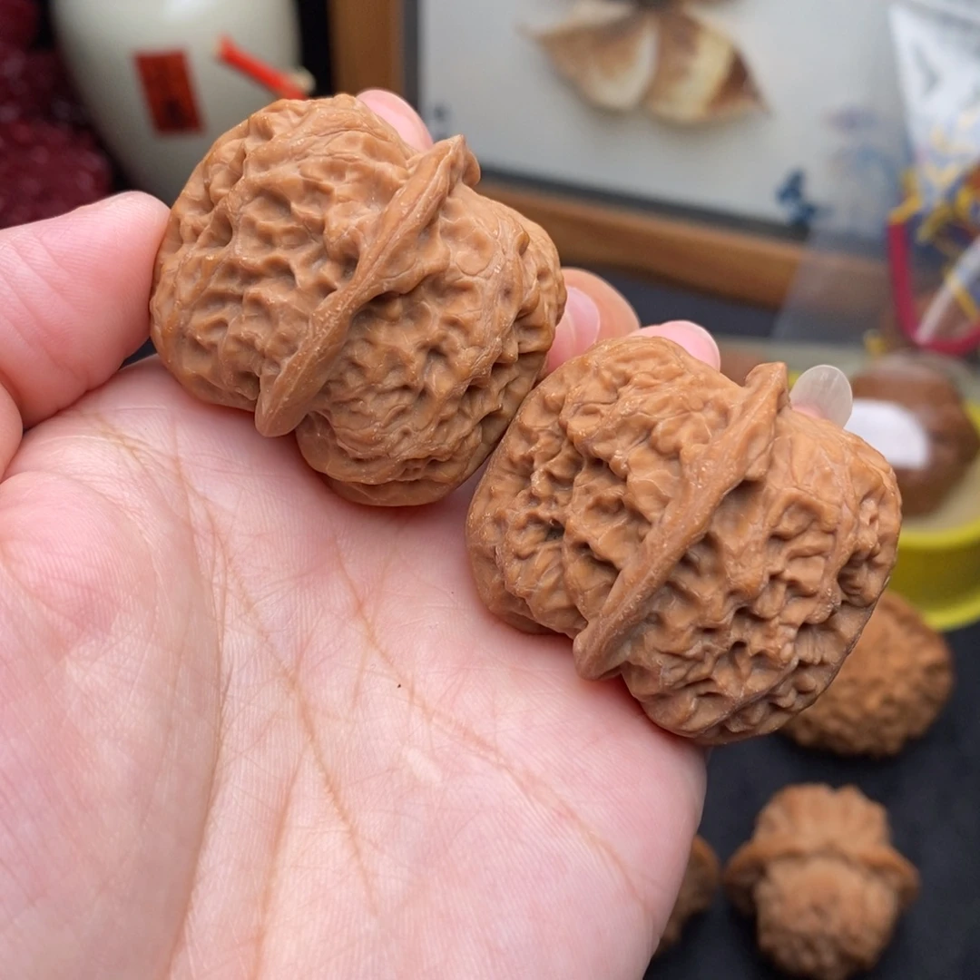 文玩核桃把件38金钟