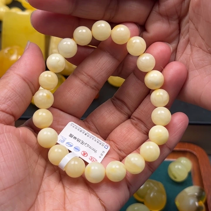 琥珀未镶嵌珠宝奇石M3号9.8+白蜡妖花