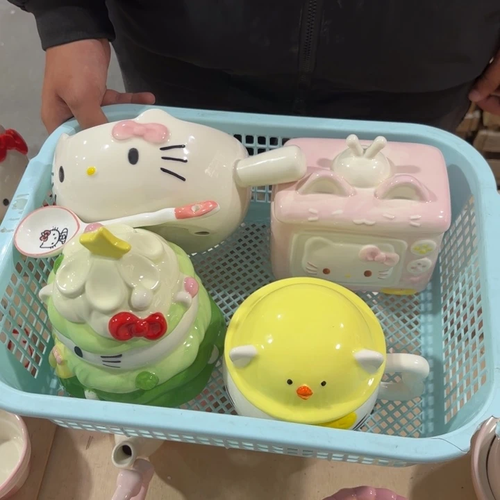在这一年里我们一起加油紫砂
