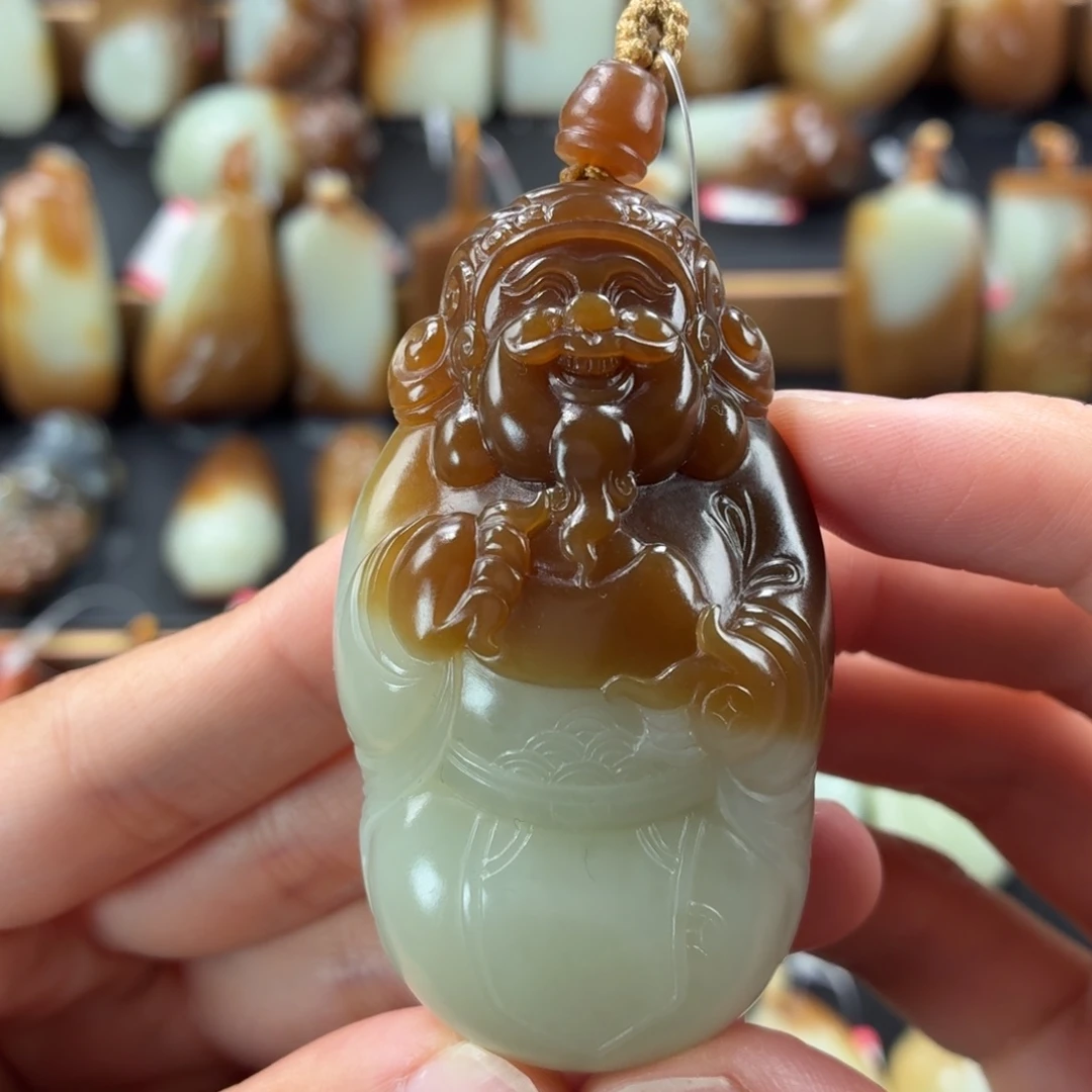 一***天颈饰未镶嵌和田玉