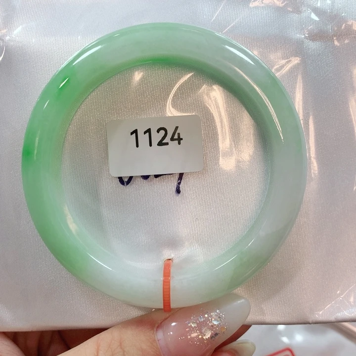 翡翠手镯未镶嵌天然翡翠手镯54