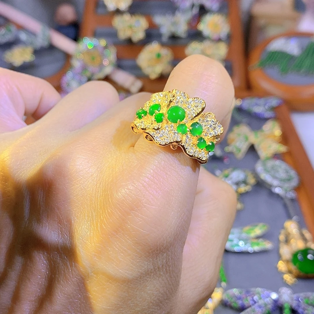 颈饰银S925镶嵌翡翠