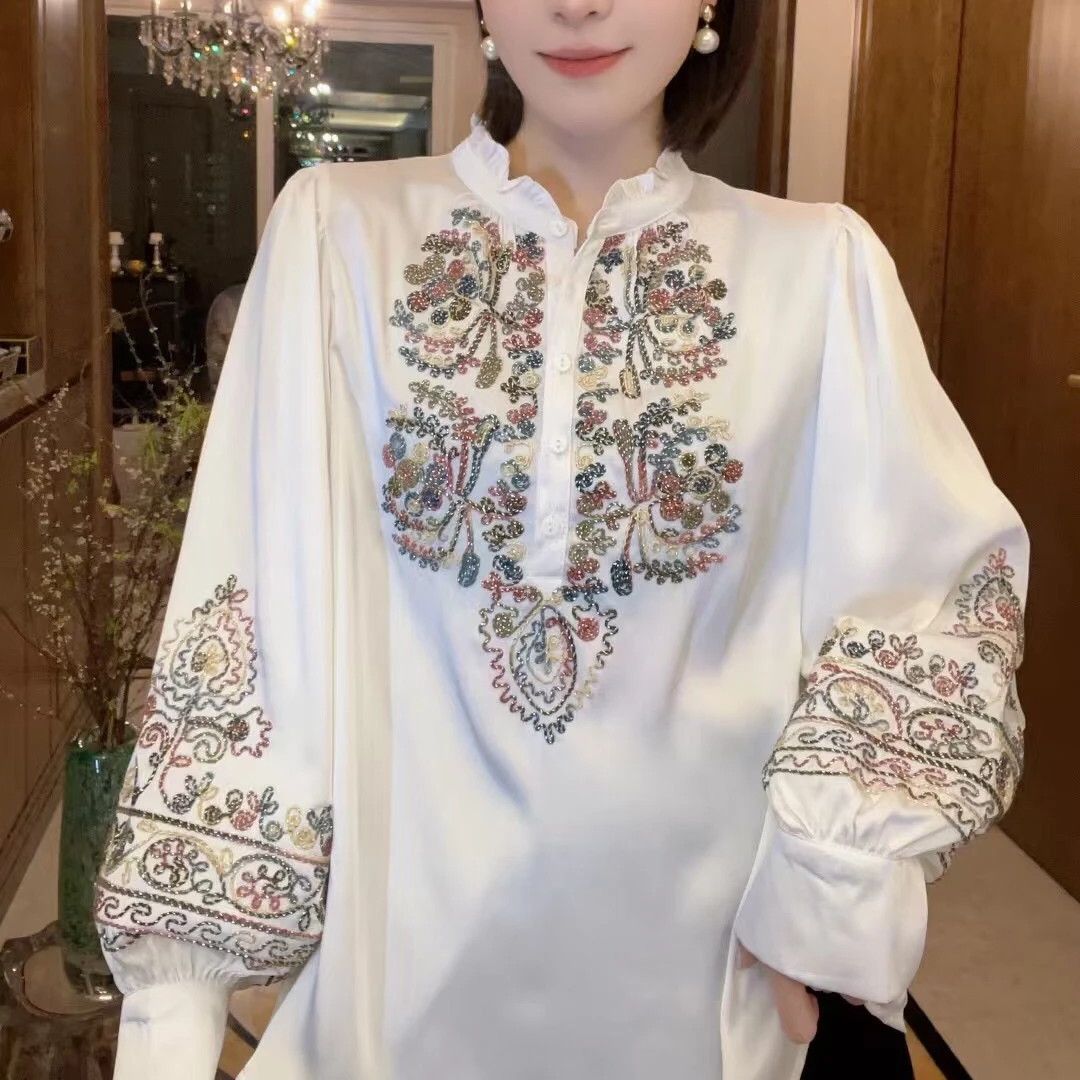 静静家复古刺绣百搭上衣