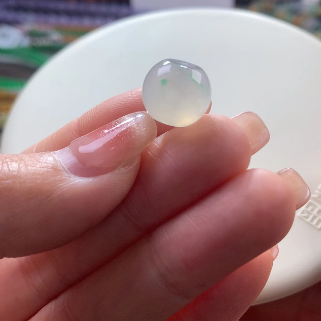 翡翠手链未镶嵌木那冰飘金丝绿苹果珠卡12.3-10.4