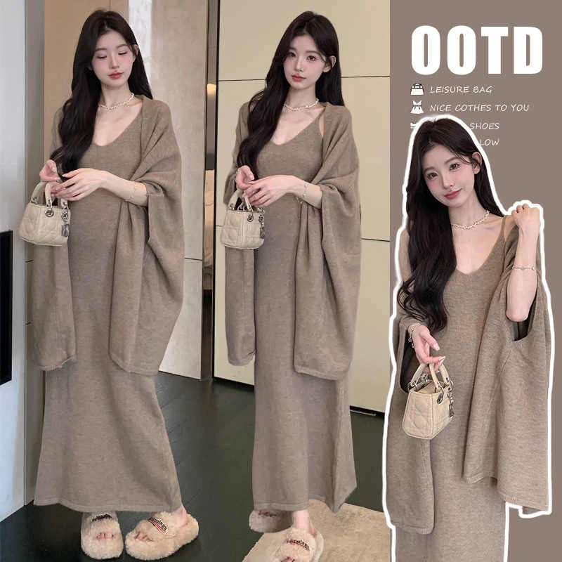 秋季孕妇装时髦洋气秋冬款吊带裙+披肩外套孕妈妈修身孕妇两件套