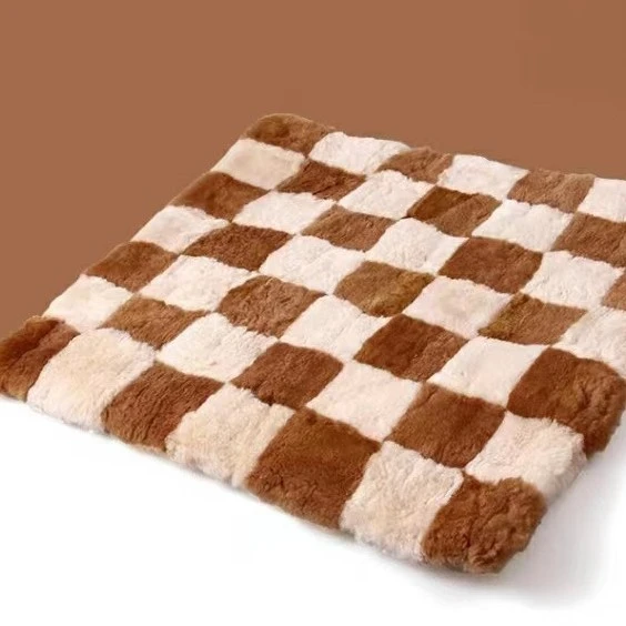 真皮真毛沙发汽车坐垫四季通用温暖舒适透气颜色随机发