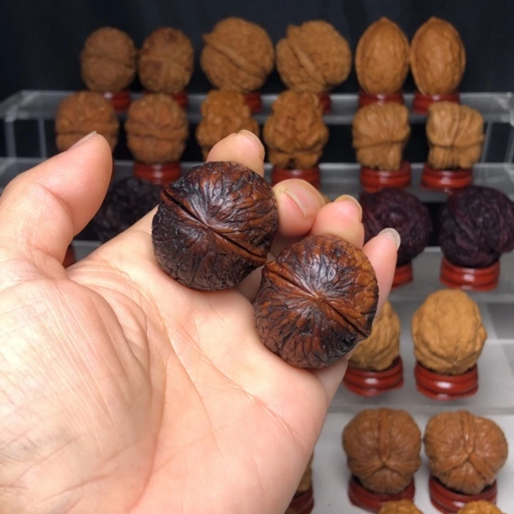 文玩核桃吊坠1圣灵珠