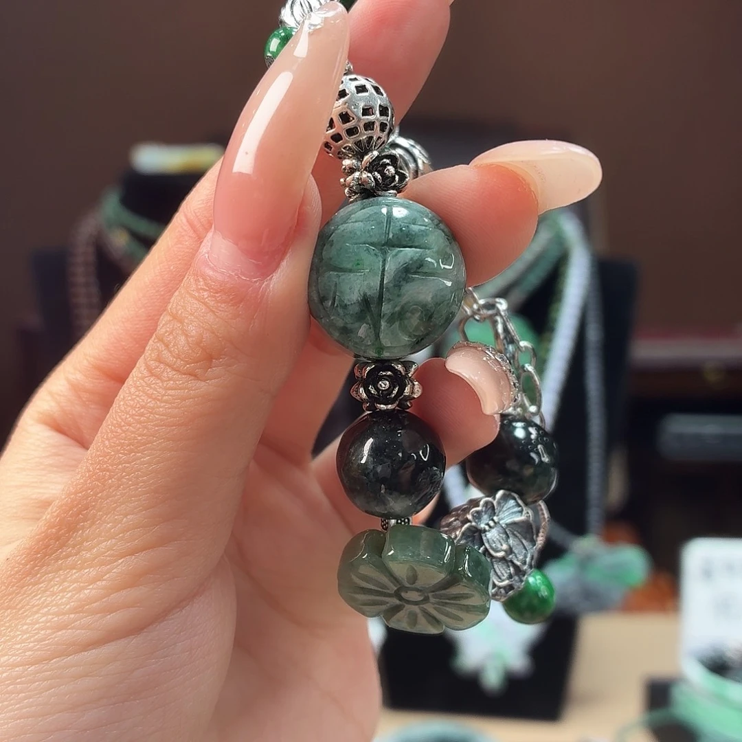 翡翠未镶嵌耳饰手串