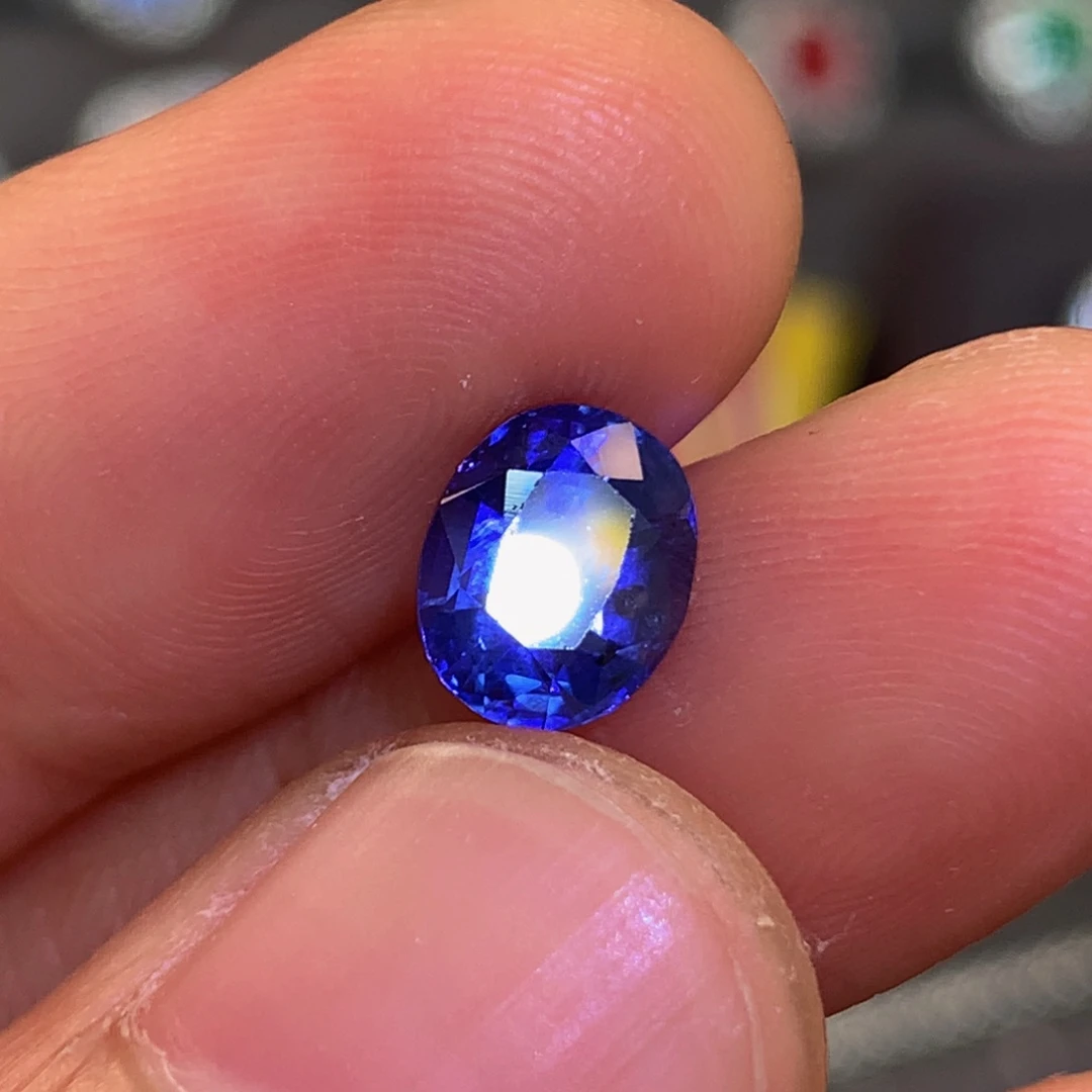 蓝宝石裸石未镶嵌1.82ct老烧斯里兰卡皇家蓝