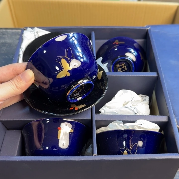 瓷片四套……哈哈哈哈哈