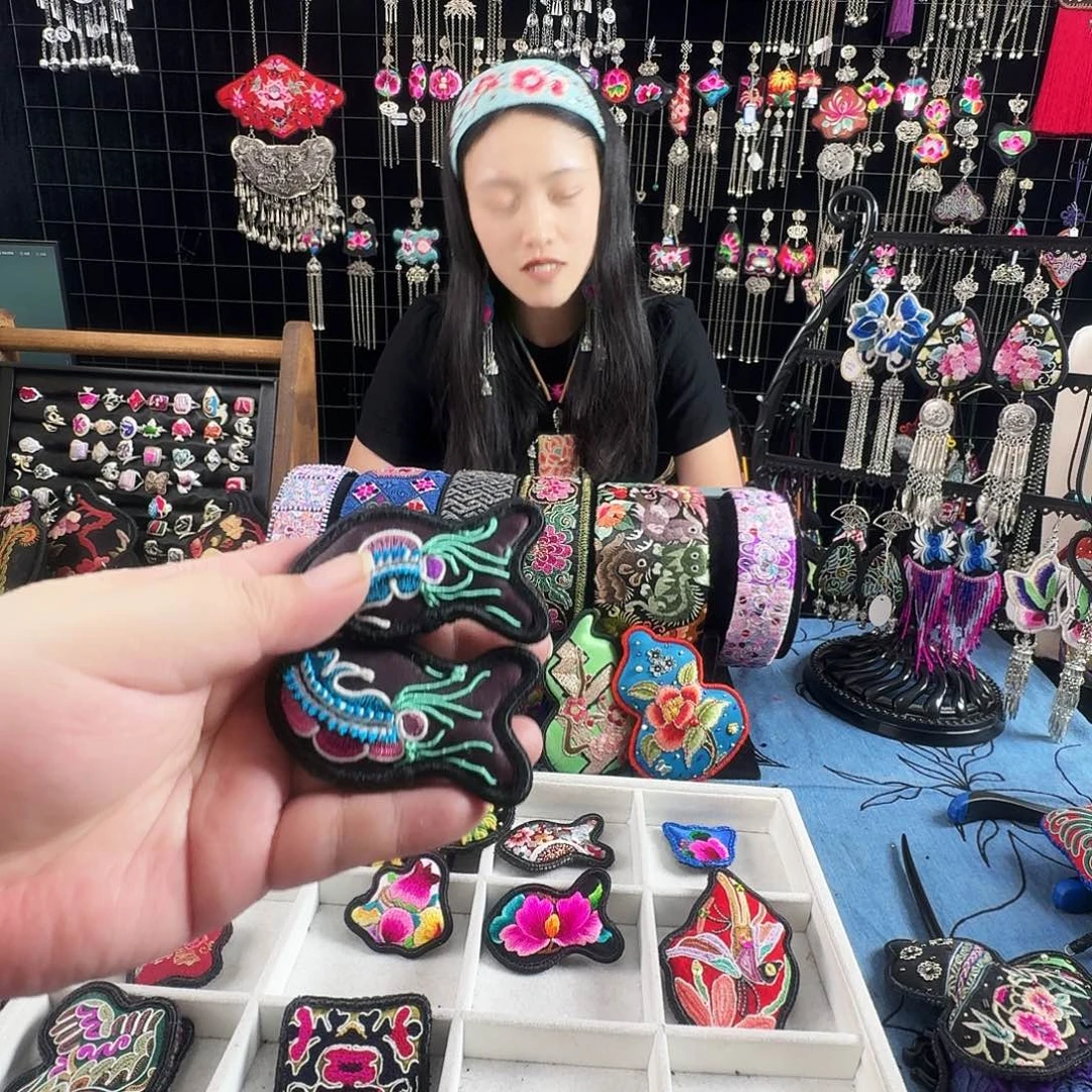 S***织绣手工刺绣花绣
