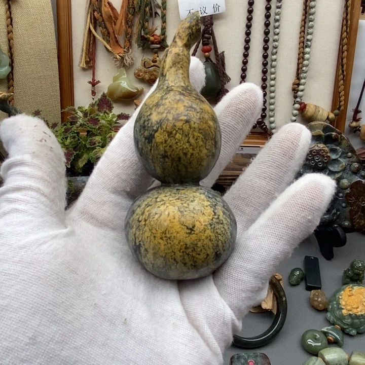 岫岩河磨玉（透闪石质玉）把件未镶嵌?***物