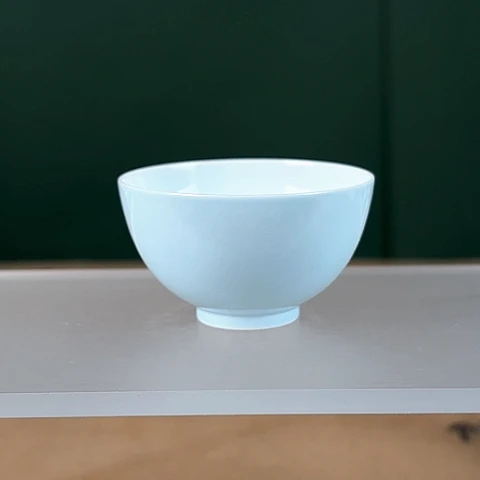 景德镇天蓝釉小鸡心