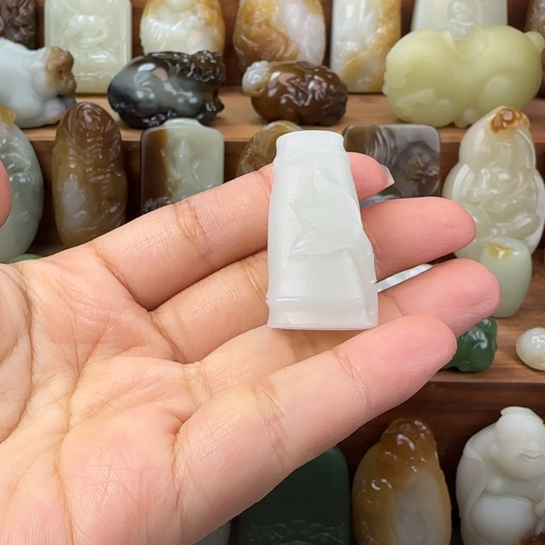 定制和田玉未镶嵌和田玉