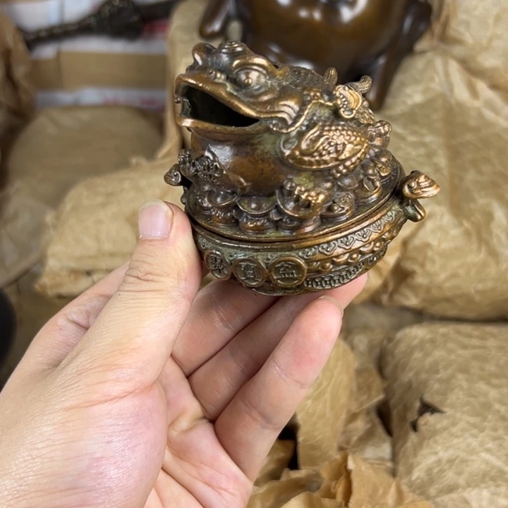 创意设计铜器摆件
