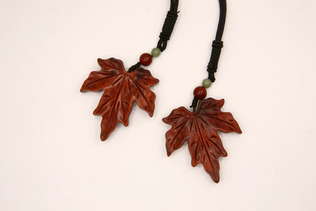 【枫叶】印度小叶紫檀配饰挂件吊坠