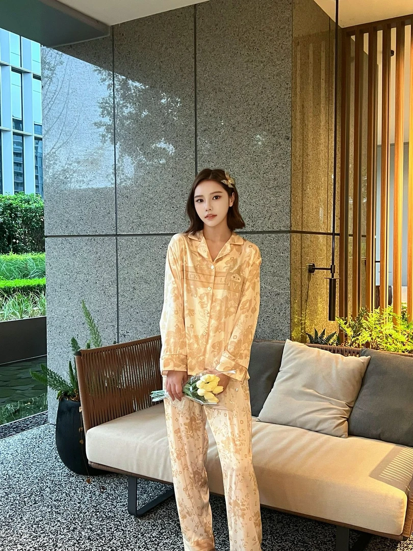 SIEOYJIEA/私迹大榕家【刘一菲长袖】女款时尚高定睡衣