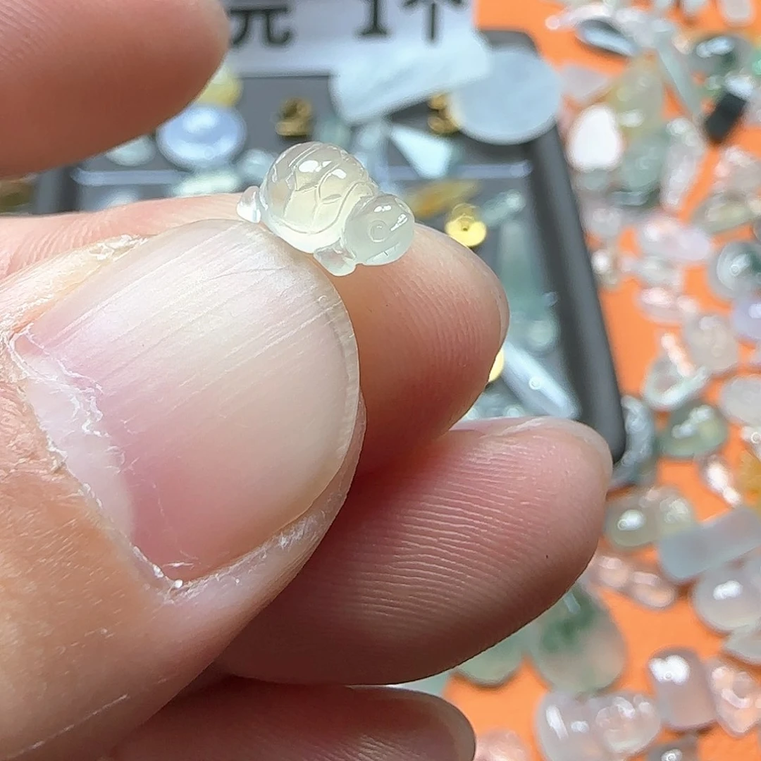 定制翡翠未镶嵌翡翠