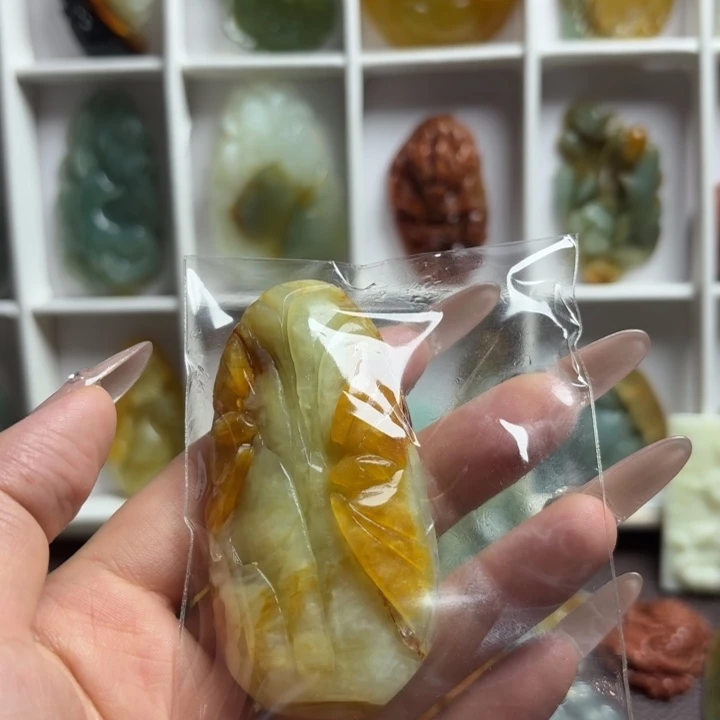 *****蛇纹石玉未镶嵌吊坠