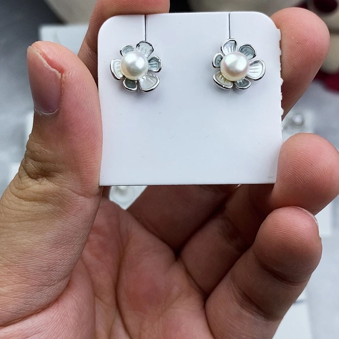 耳饰未镶嵌淡水珍珠