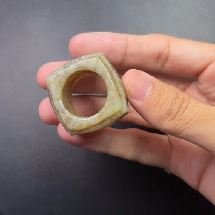 红***6和田玉未镶嵌挂件