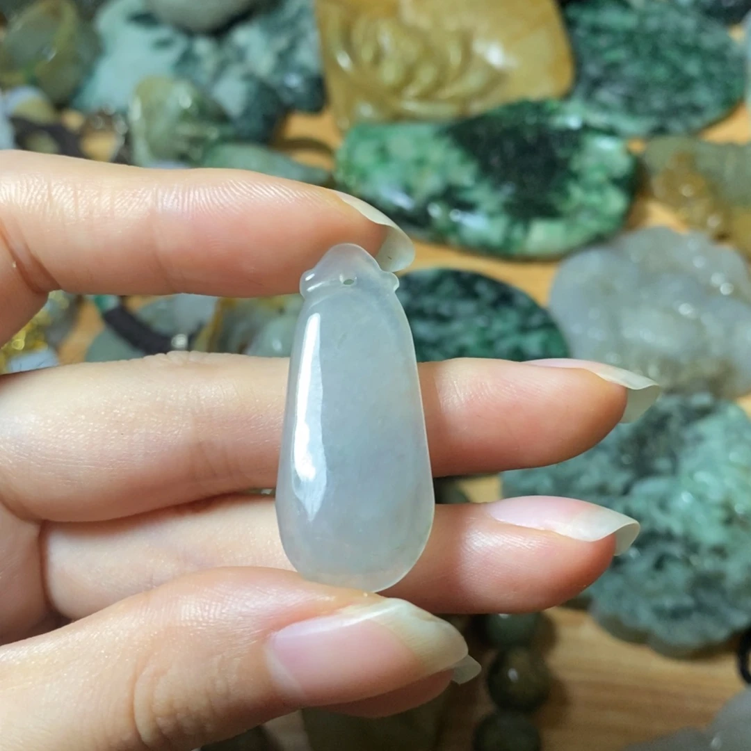 翡翠未镶嵌颈饰翡翠吊坠