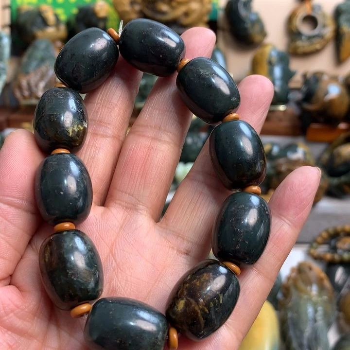 岫岩河磨玉（透闪石质玉）手把件未镶嵌