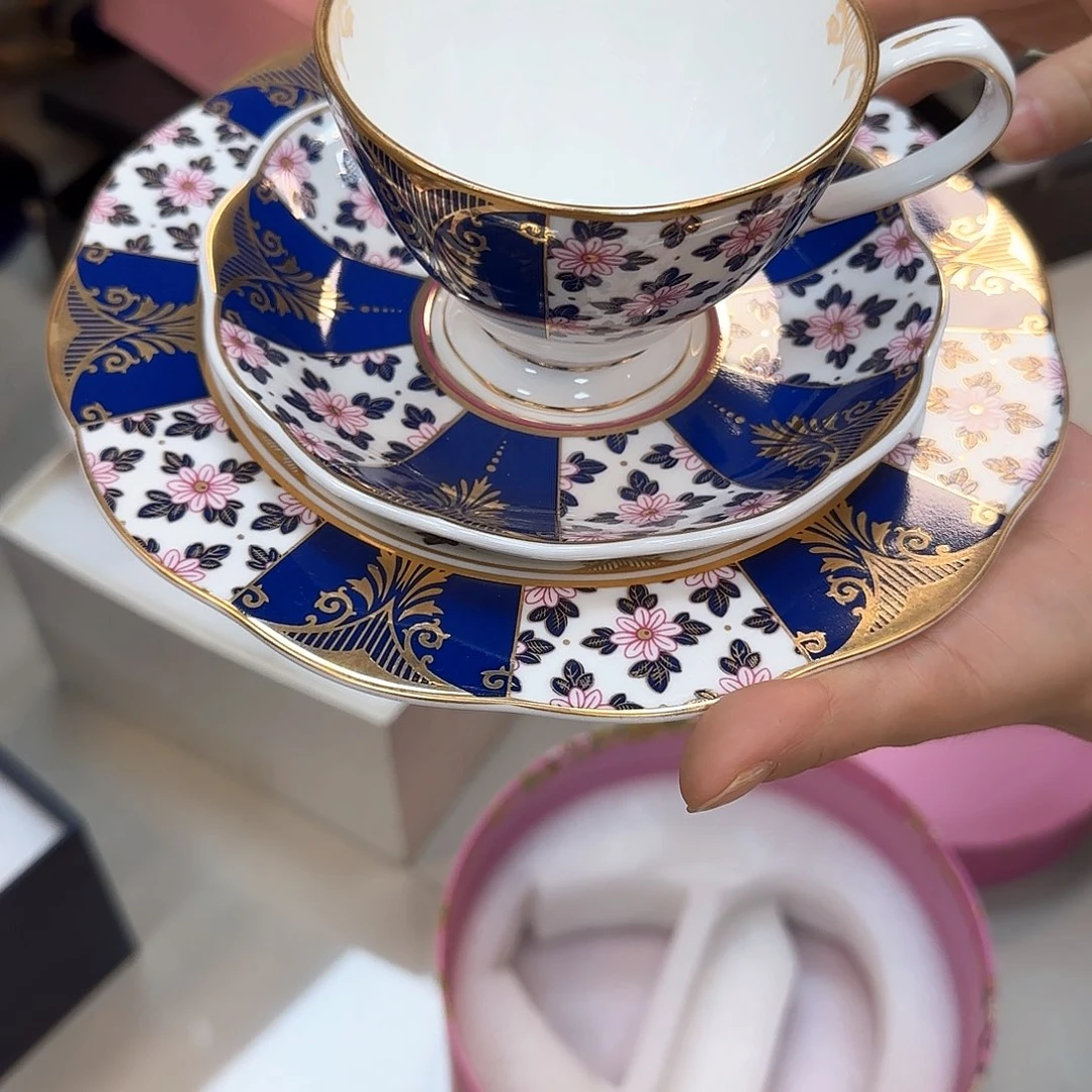 冠衡外贸陶瓷有限公司