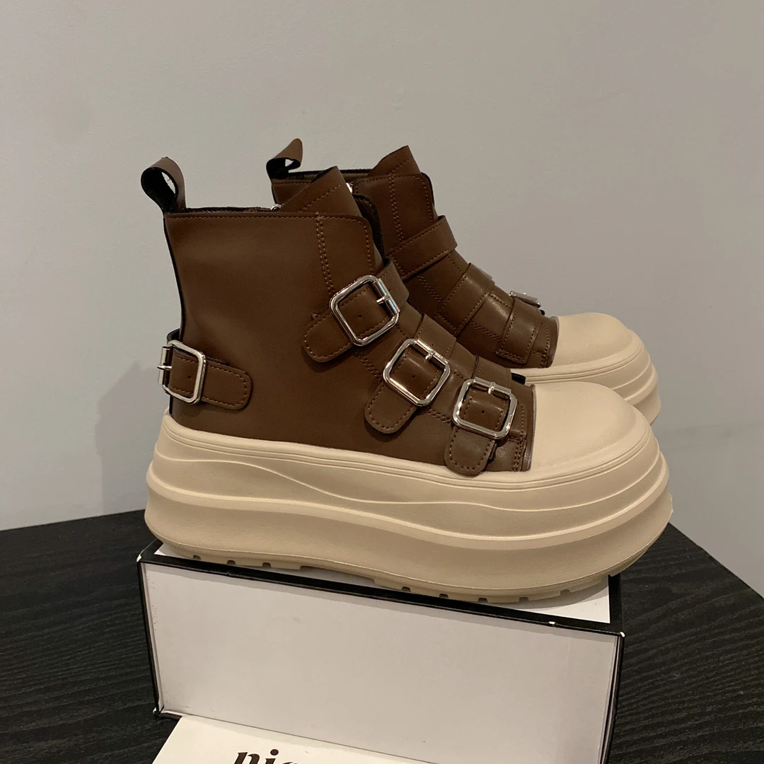 2025年新款英伦风真皮厚底增高马丁靴女百搭休闲短筒机车靴靴子