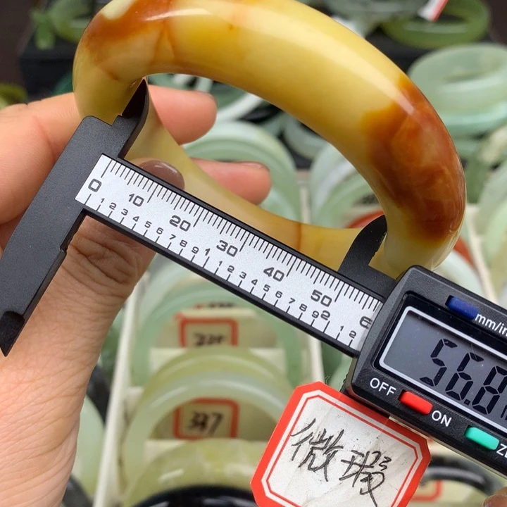 蛇纹石玉未镶嵌手镯358