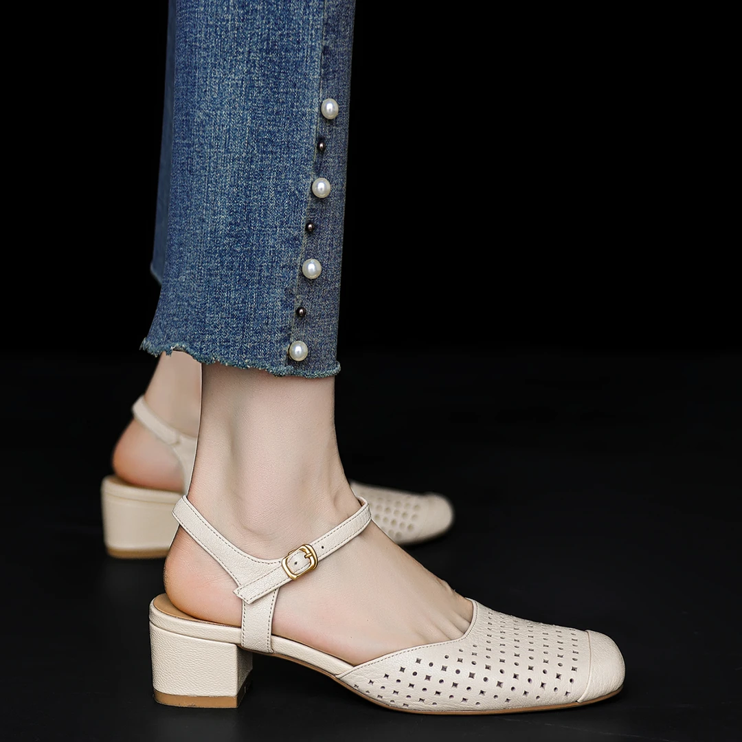 软羊皮断码清仓镂空洞洞方头包头凉鞋女夏季粗跟一字带后空配裙子