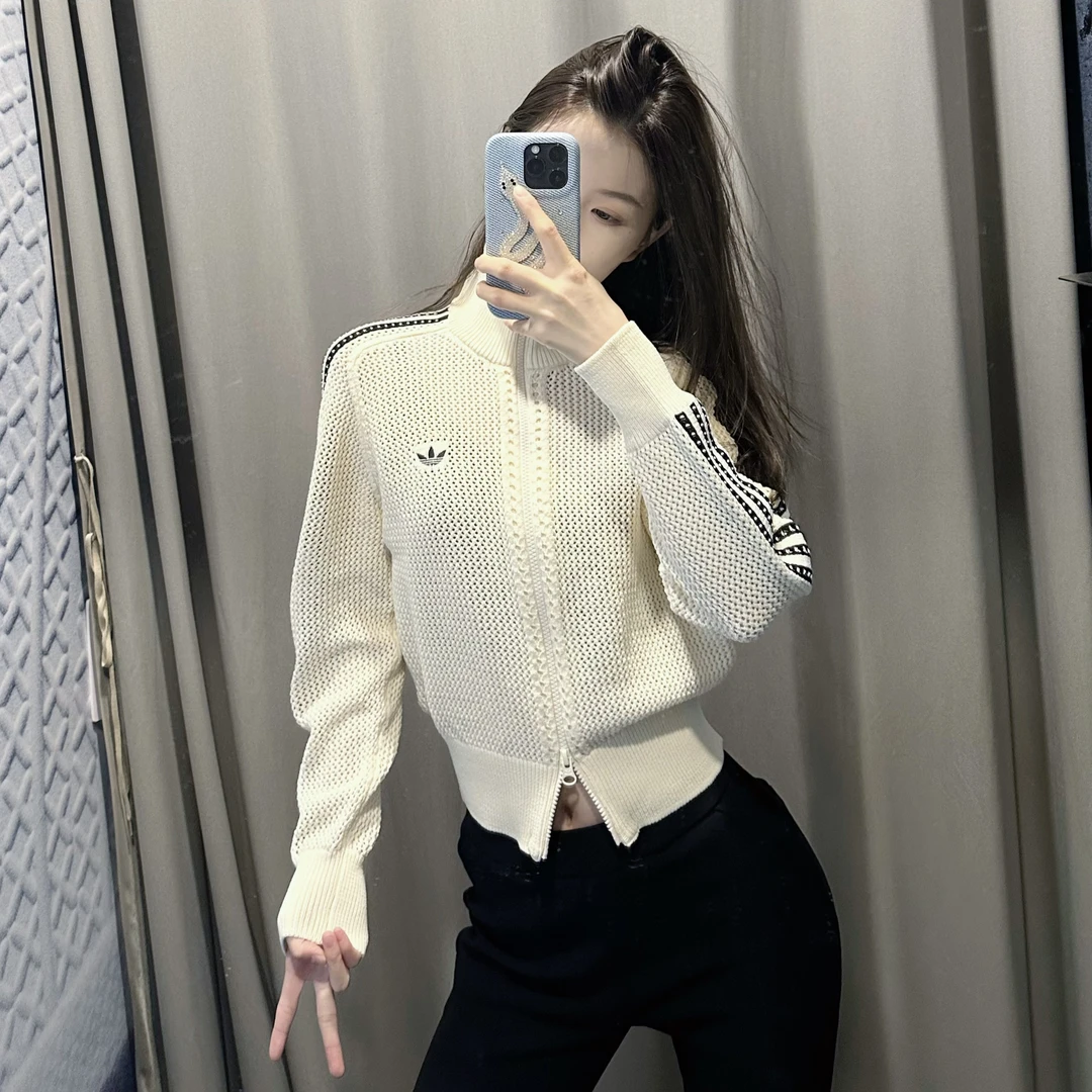 adidas三叶草新款镂空设计时尚百搭休闲长袖立领运动外套JD1082